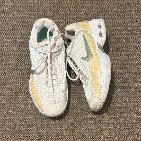 Lightly Loved Off-White Nike Max Air, Size 8.5  - yelllow and blue detailing - Picture 2 of 9